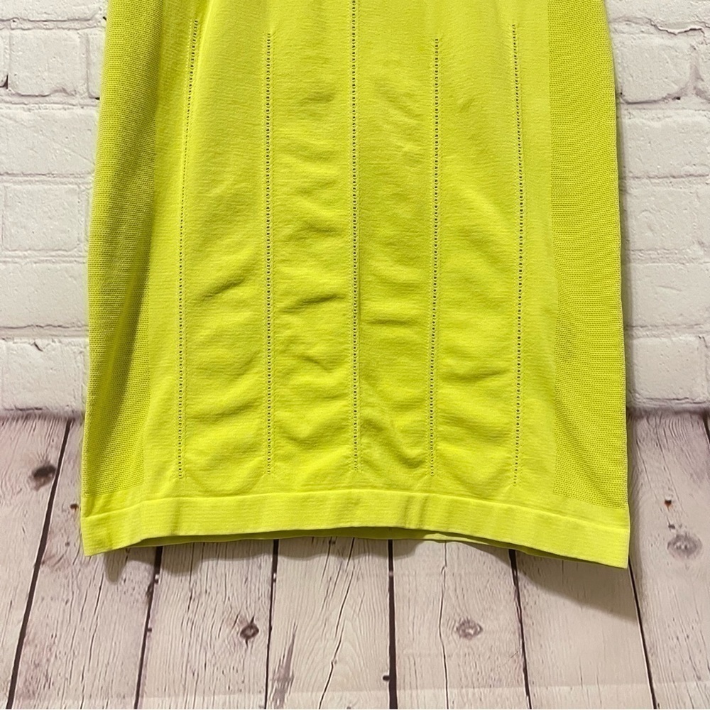 Fabletics Seamless Active Delta Tank - image 3